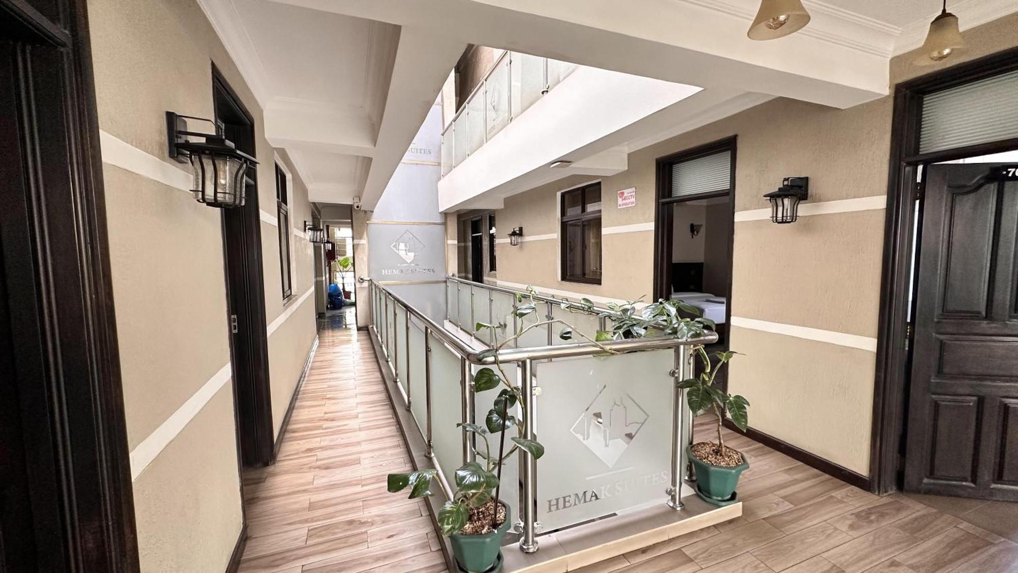 Hemak Suites Hotel Nairobi Dış mekan fotoğraf