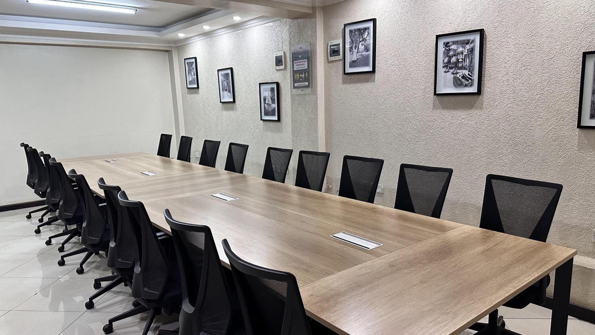 Hemak Suites Hotel Nairobi Dış mekan fotoğraf