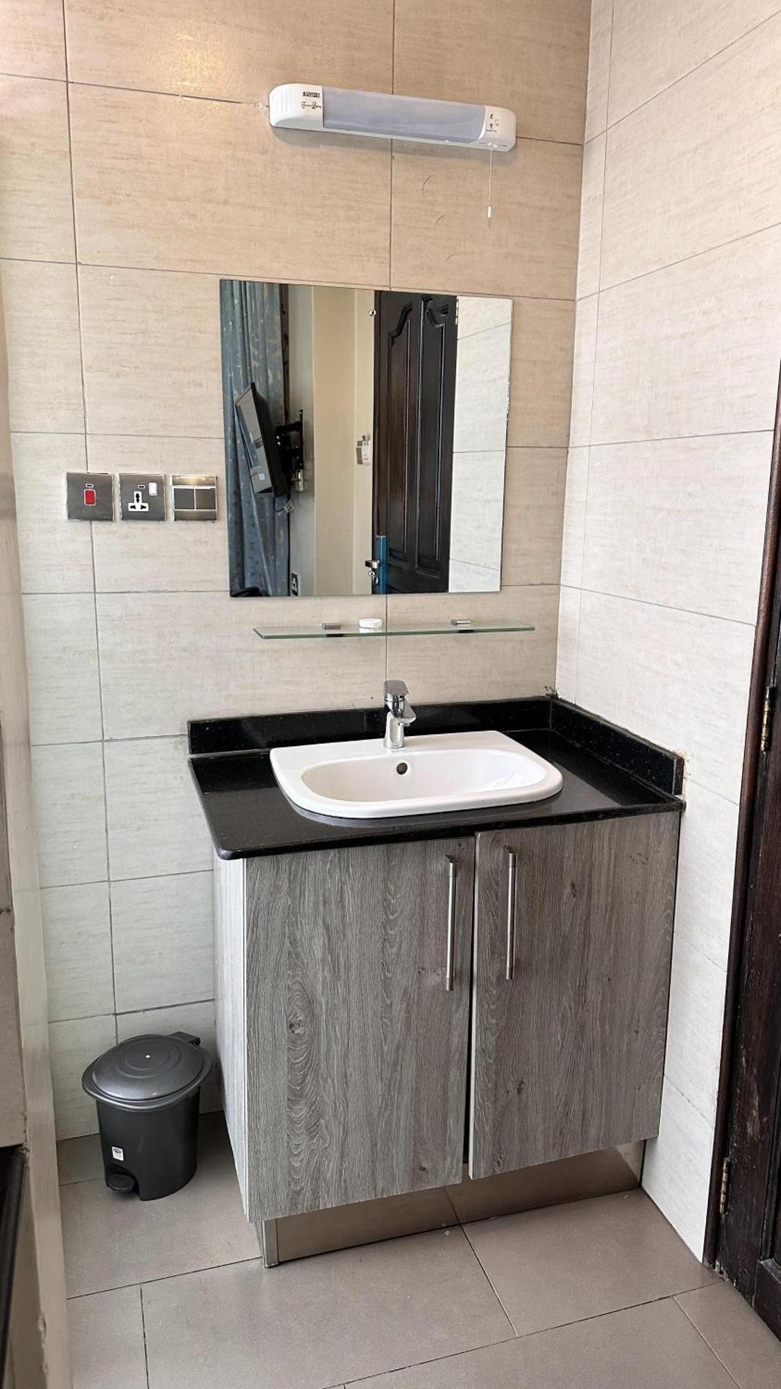 Hemak Suites Hotel Nairobi Dış mekan fotoğraf